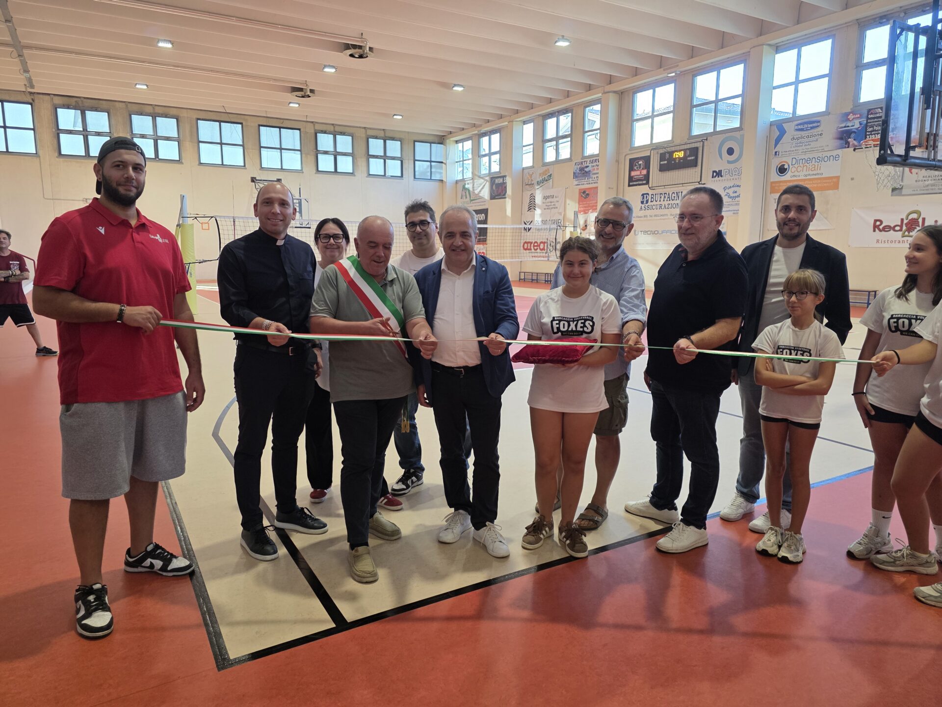 🏀 Fortlan-Dibi sostiene lo Sport Bonus: inaugurato il nuovo fondo della Palestra Petrarca di San Polo d’Enza